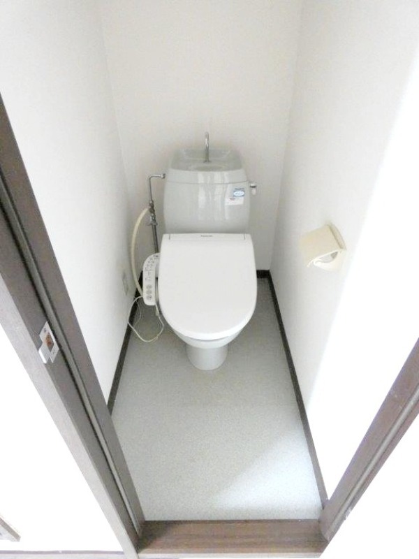 トイレ　図面と現状に相違がある場合には現状を優先