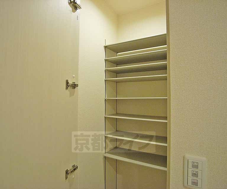 収納　シューズクローゼットあります。