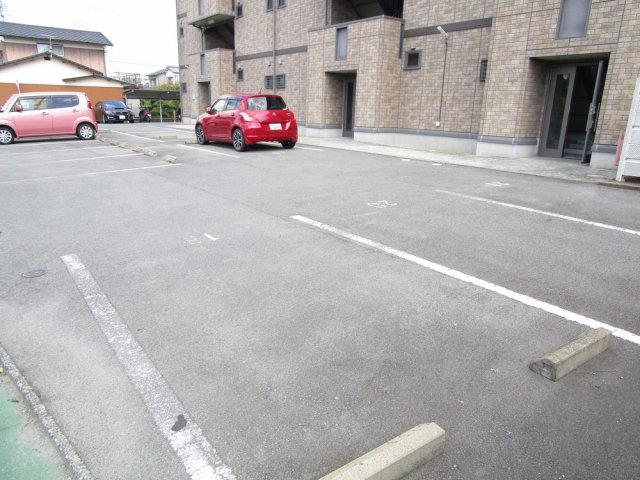 駐車場　駐車場です