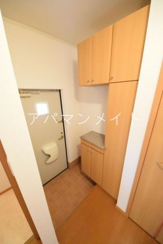 玄関　シューズボックス付き