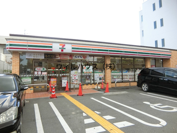 コンビニ　セブンイレブン堺旭ヶ丘北町1丁店（コンビニ）まで988m