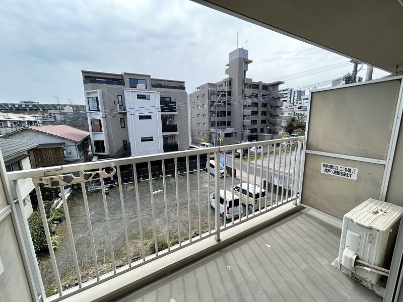 バルコニー　南向きのお部屋です！