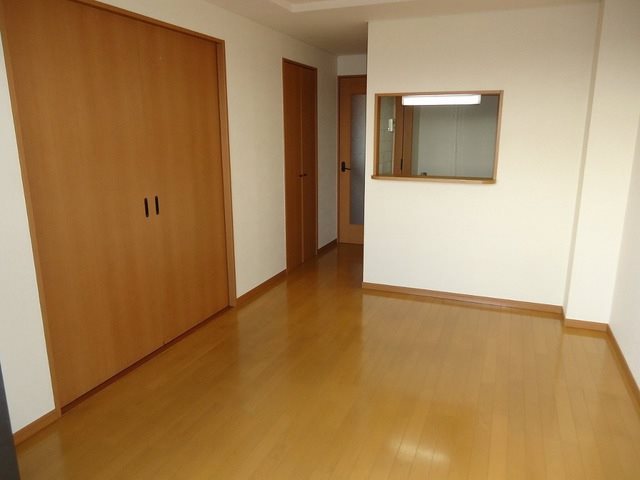 居室・リビング　別部屋参考写真