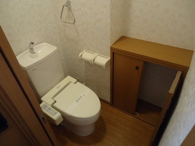 トイレ　別部屋参考写真