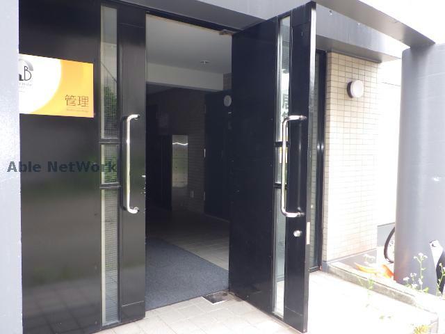 建物外観　エントランス部分