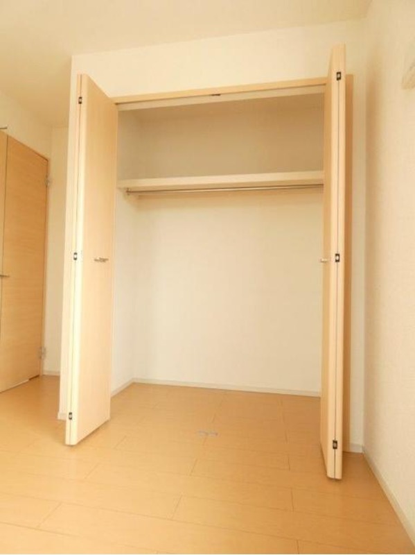 収納　図面と現状に相違がある場合には現状を優先