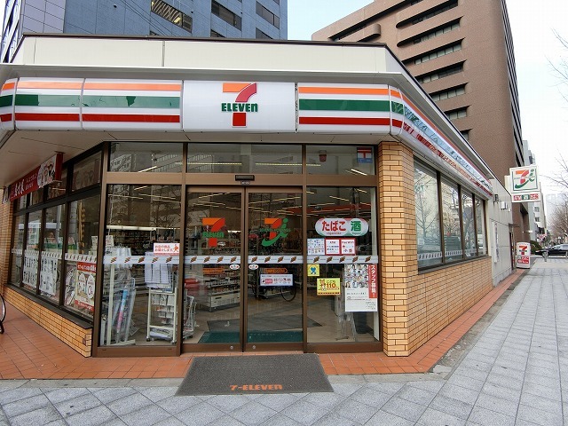 コンビニ　セブンイレブン大阪新町2丁目店（コンビニ）まで357m