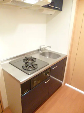 キッチン　別部屋の画像を使用しております。