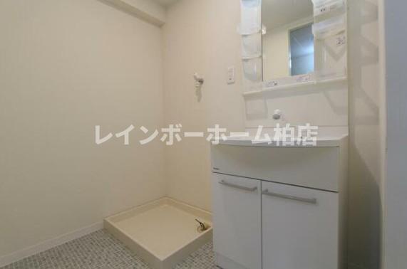 洗面設備　使いやすい洗面所です