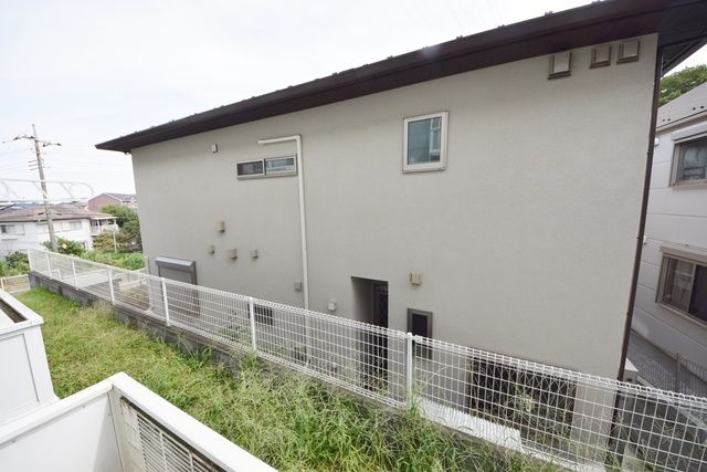 眺望　★隣接建物もなく陽当たりも良好です★