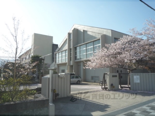 小学校　神足小学校（小学校）まで550m