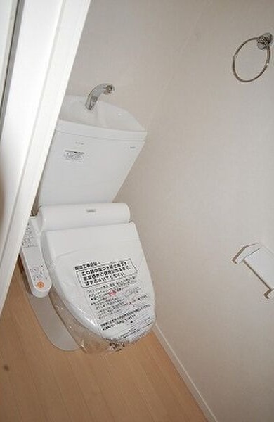 トイレ　図面と現状に相違がある場合には現状を優先