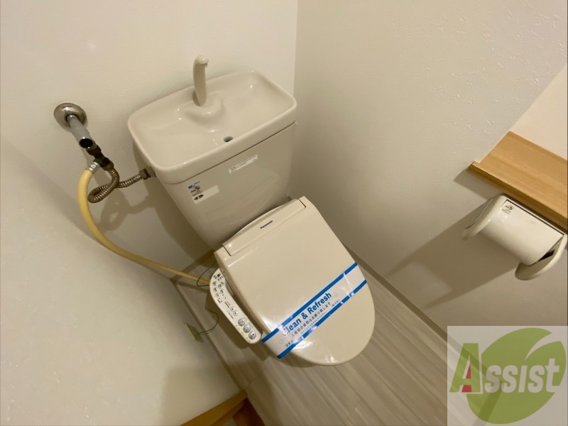 トイレ　こちらはトイレです。清潔感があり、安心して使用できます。