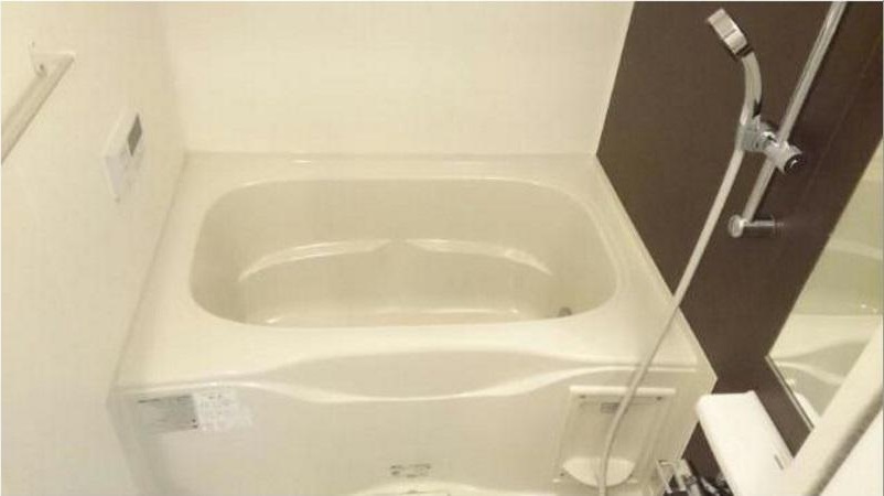バス・シャワールーム　浴室乾燥機・追い焚き機能付きバスルーム