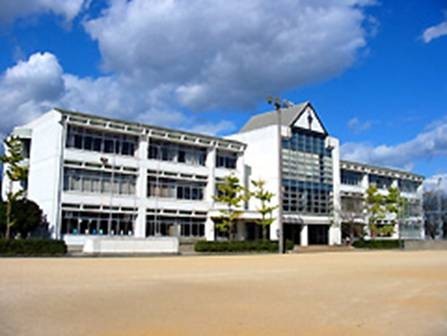 小学校　大宝西小学校（小学校）まで700m