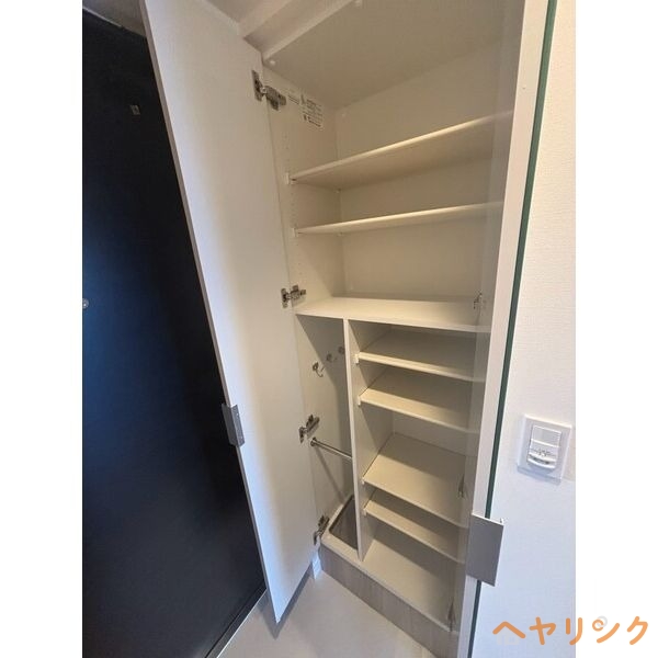 メイクスアート黒川の内装写真