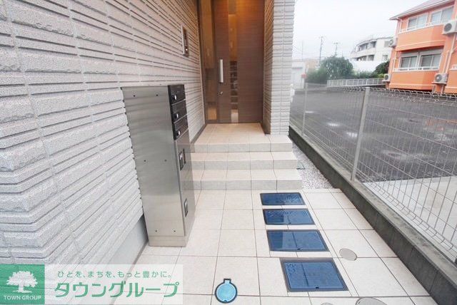 駐車場　庭