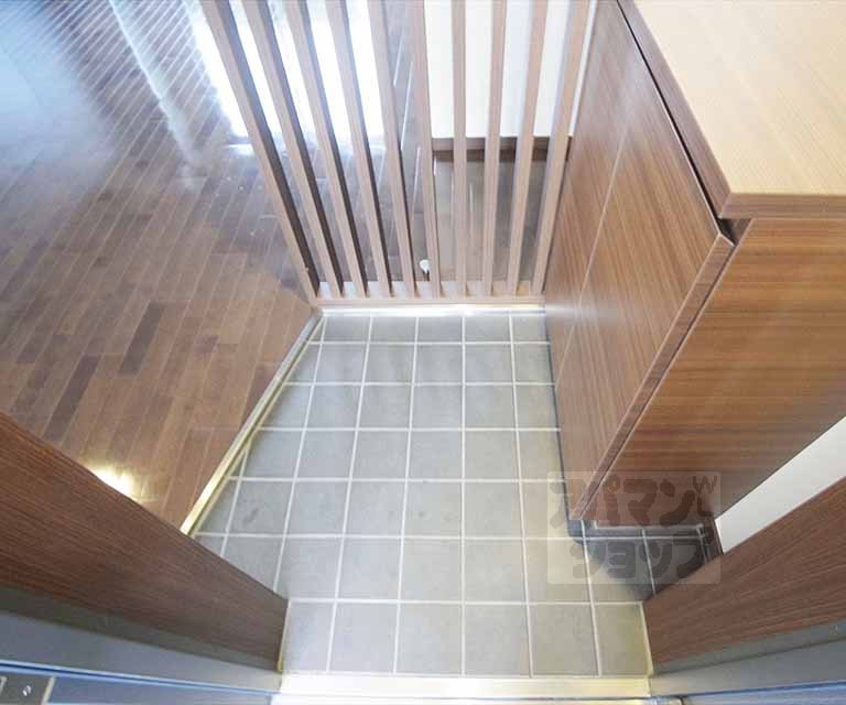 玄関　下駄箱付の玄関
