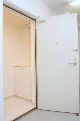 玄関　ゆとりのある玄関スペースです♪