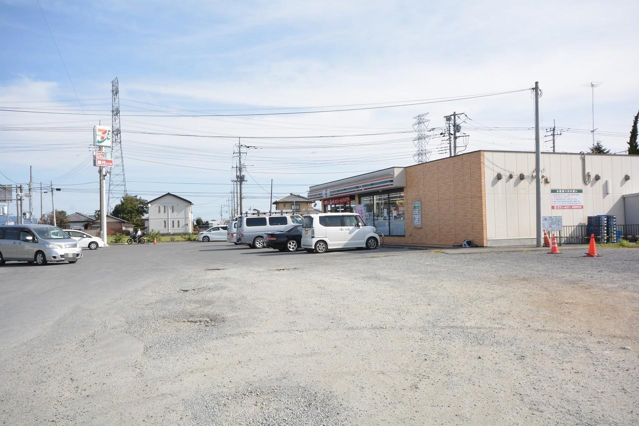 コンビニ　セブンイレブン赤堀間野谷店（コンビニ）まで948m