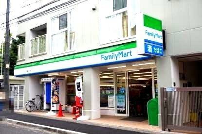 コンビニ　ファミリーマート 宮崎二丁目店（コンビニ）まで497m