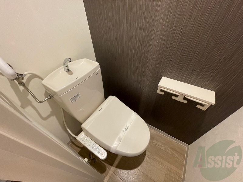 トイレ　トイレです。ウォシュレット付を探している方、おすすめです。