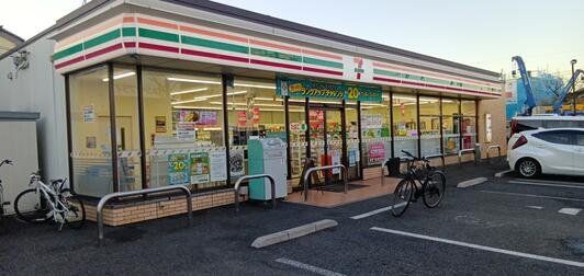 コンビニ　セブンイレブン江戸川松江4丁目店（コンビニ）まで460m