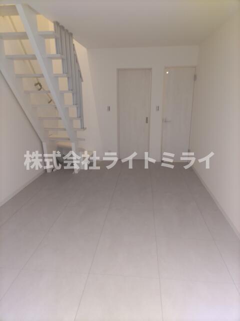 居室・リビング　?
