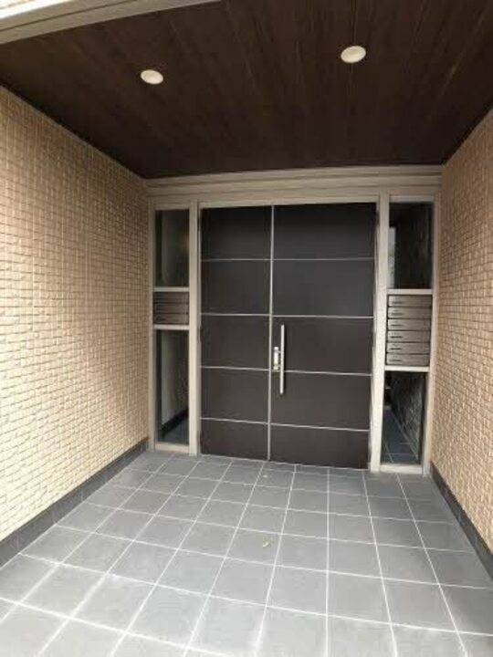 エントランス　エントランス