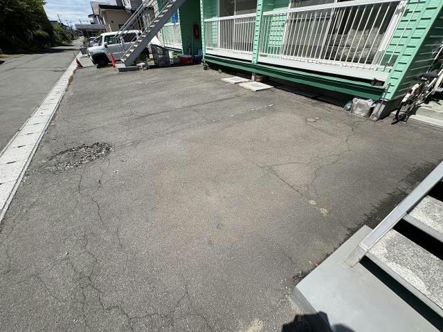 駐車場　駐車場