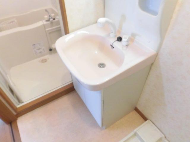洗面設備　同間取別号室写真