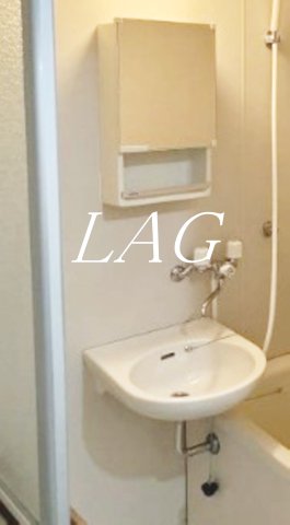洗面設備　洗面台です。