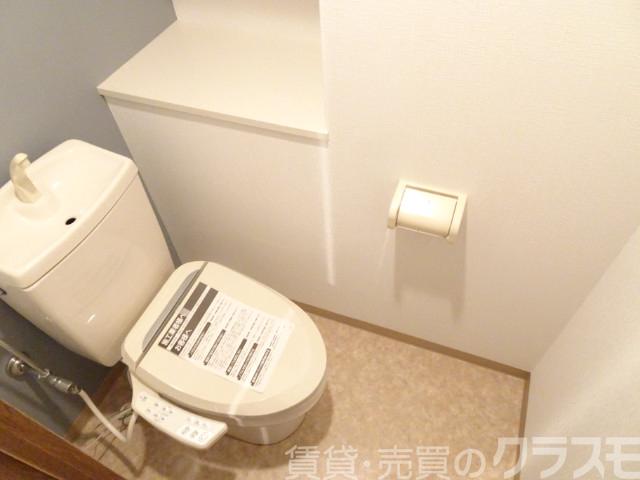 トイレ　ウォシュレット付き♪