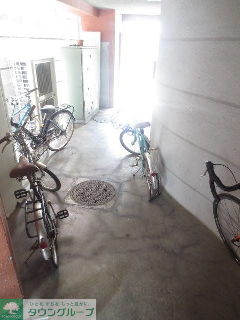 ロビー　★自転車置き場★