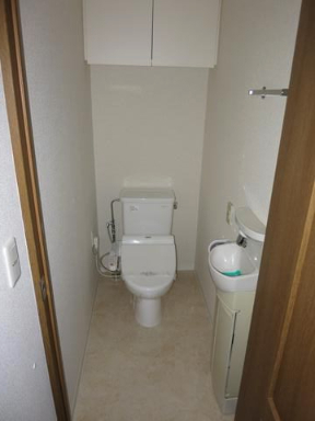 トイレ　トイレもきれいです