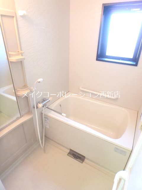 バス・シャワールーム　※同建物内別部屋参考写真