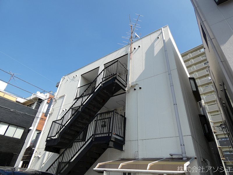建物外観　春日ビルのご紹介は住まいの窓口アソシエにお任せください。