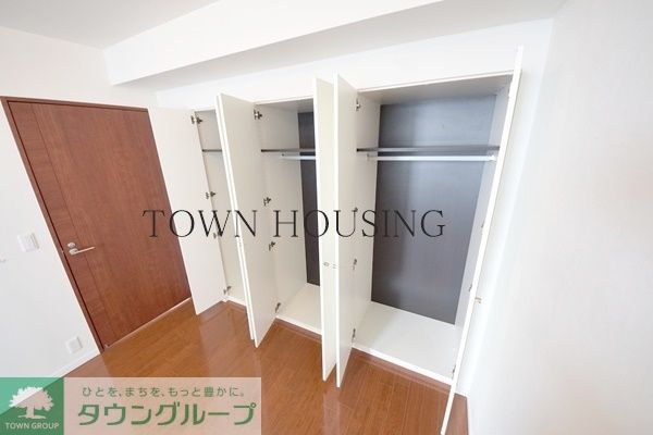 収納　お問合せは(株)タウンハウジングレジデンス事業部　赤坂店・…