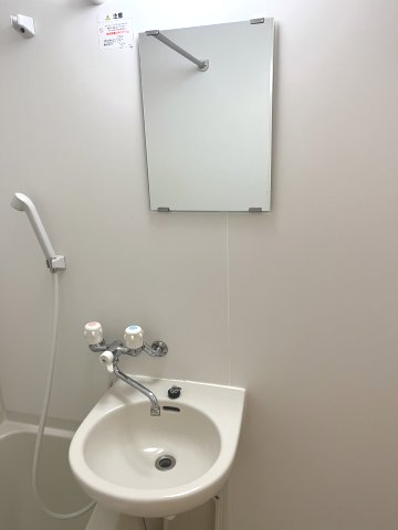 洗面設備　類似物件の写真となります。※イメージ、現状優先。