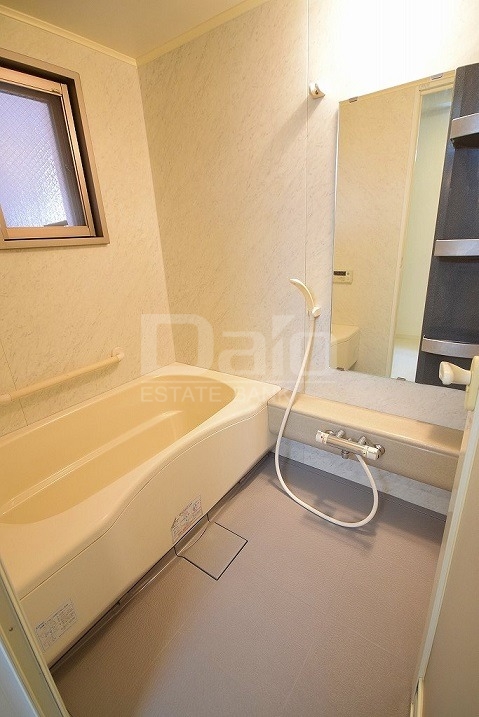 バス・シャワールーム　※写真は同タイプ別部屋です