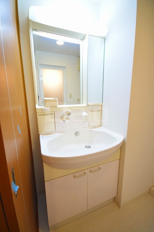 洗面設備　※写真は同タイプ別部屋です