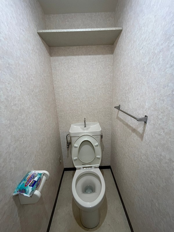 トイレ　※同物件　別部屋写真参照※