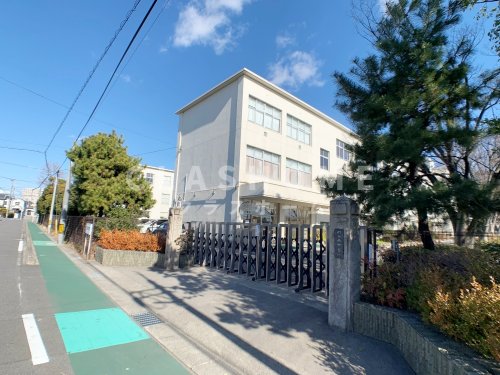 中学校　刈谷市立刈谷南中学校（中学校）まで328m