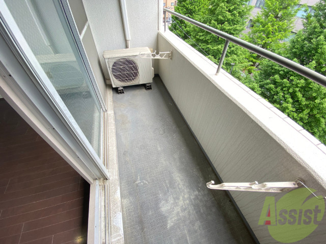 バルコニー　こまめな換気でお部屋の空気をリフレッシュ。