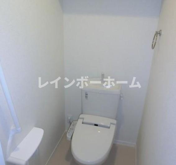トイレ　落ち着いたトイレです