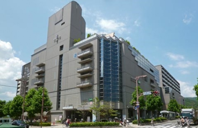 ショッピングセンター　ラクト山科ショッピングセンター（ショッピングセンター）まで962m