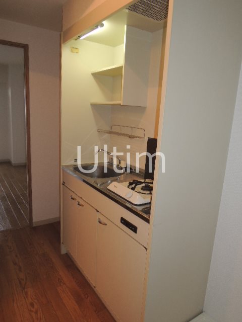 キッチン　別部屋のお写真です。ご参考までに！