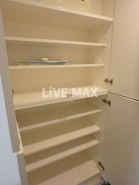 収納　別部屋参考写真