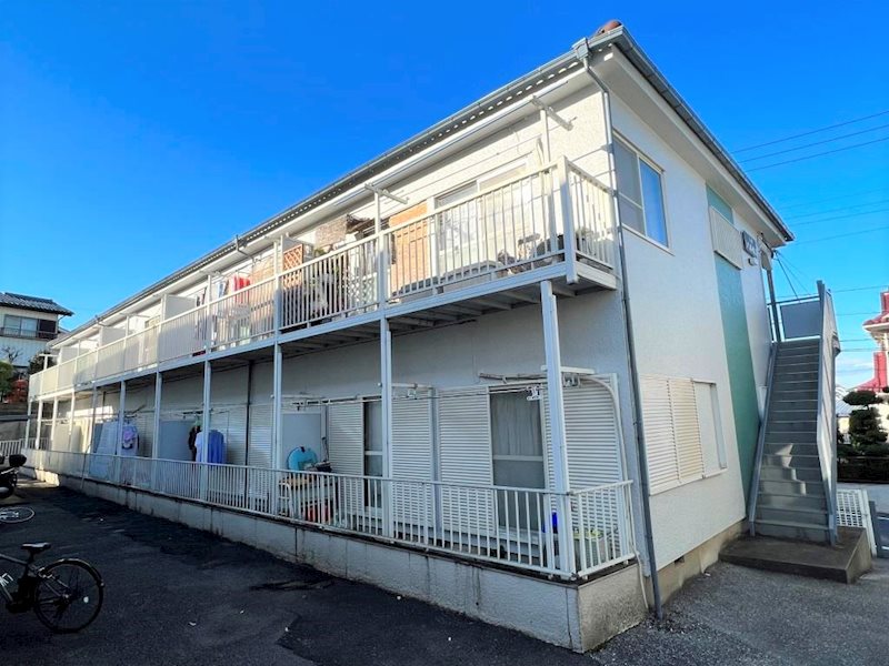 建物外観　戸塚安行駅徒歩１０分（８００ｍ）