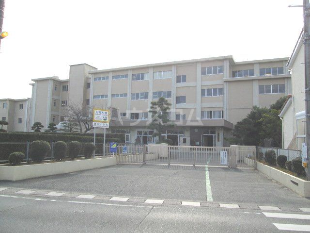 小学校　浜松市立飯田小学校（小学校）まで691m